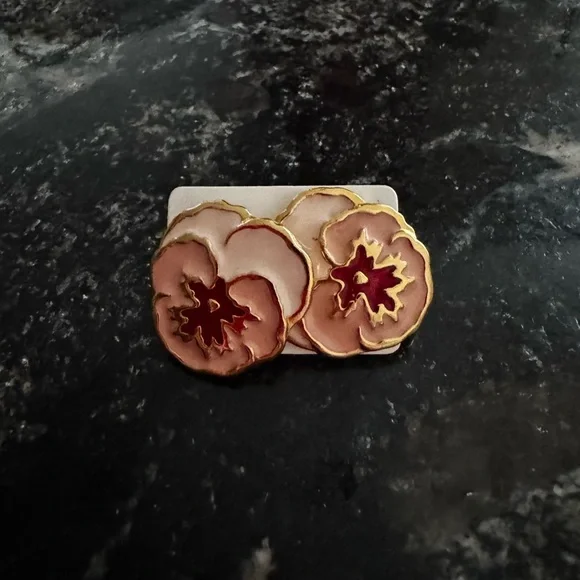 Full Bloom pansy gold-tone enamel pink and white pierced earring set - Picture 2 of 4